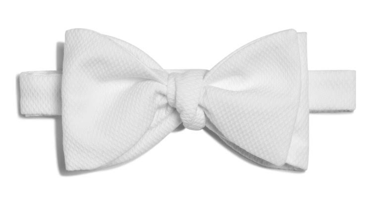 Bazı Adamlar Beyaz Giyer