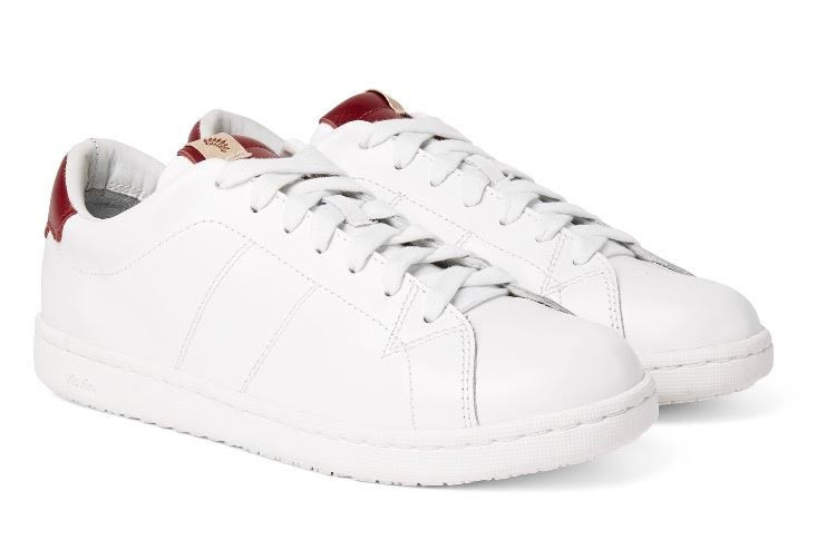 Bazı Adamlar Beyaz Giyer