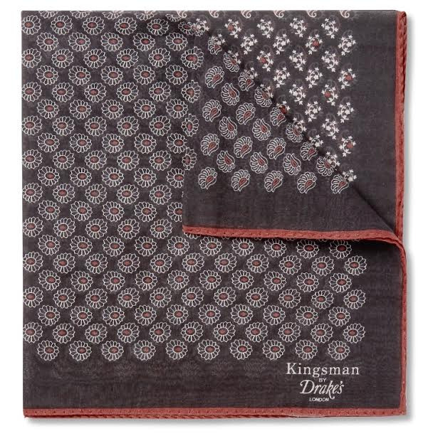 İkonik Detay: Fular