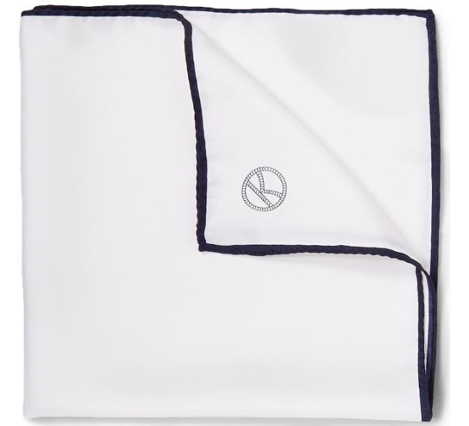 İkonik Detay: Fular