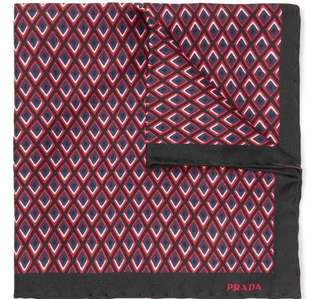 İkonik Detay: Fular