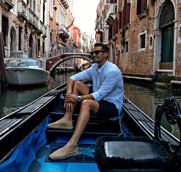 Stili Yakala: Sandro Rasà