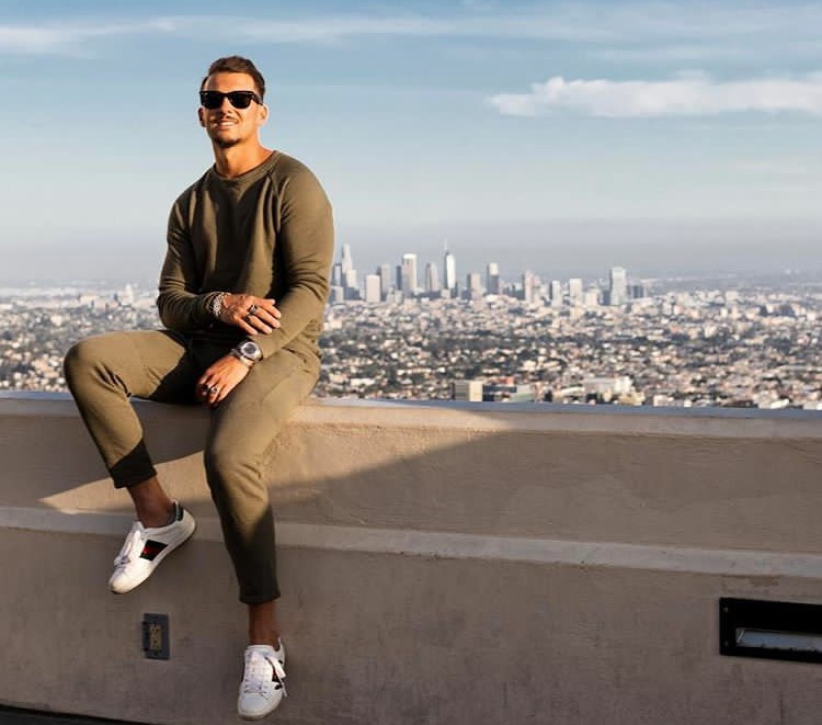 Stili Yakala: Sandro Rasà