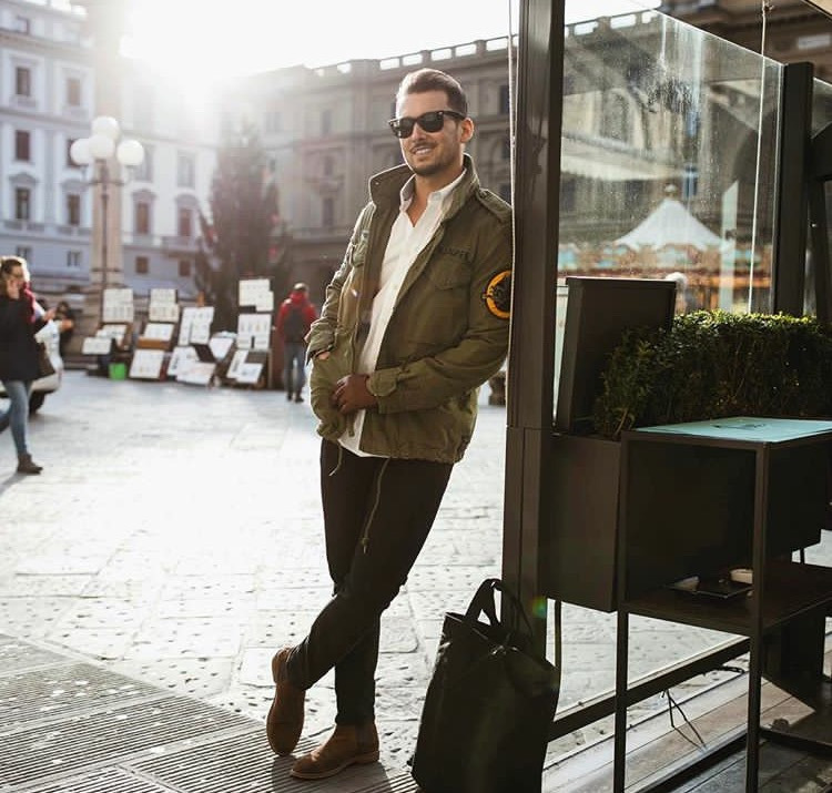 Stili Yakala: Sandro Rasà