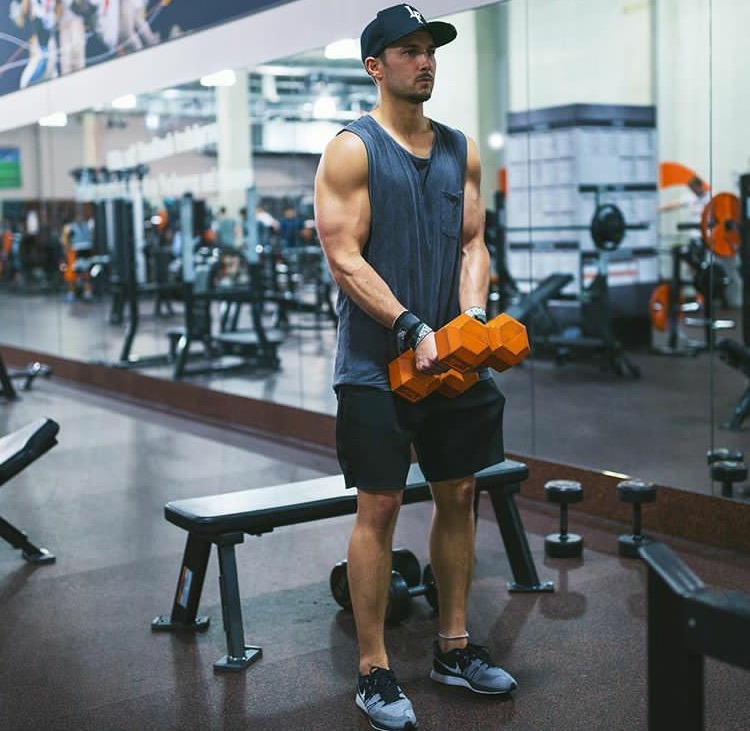 Stili Yakala: Sandro Rasà