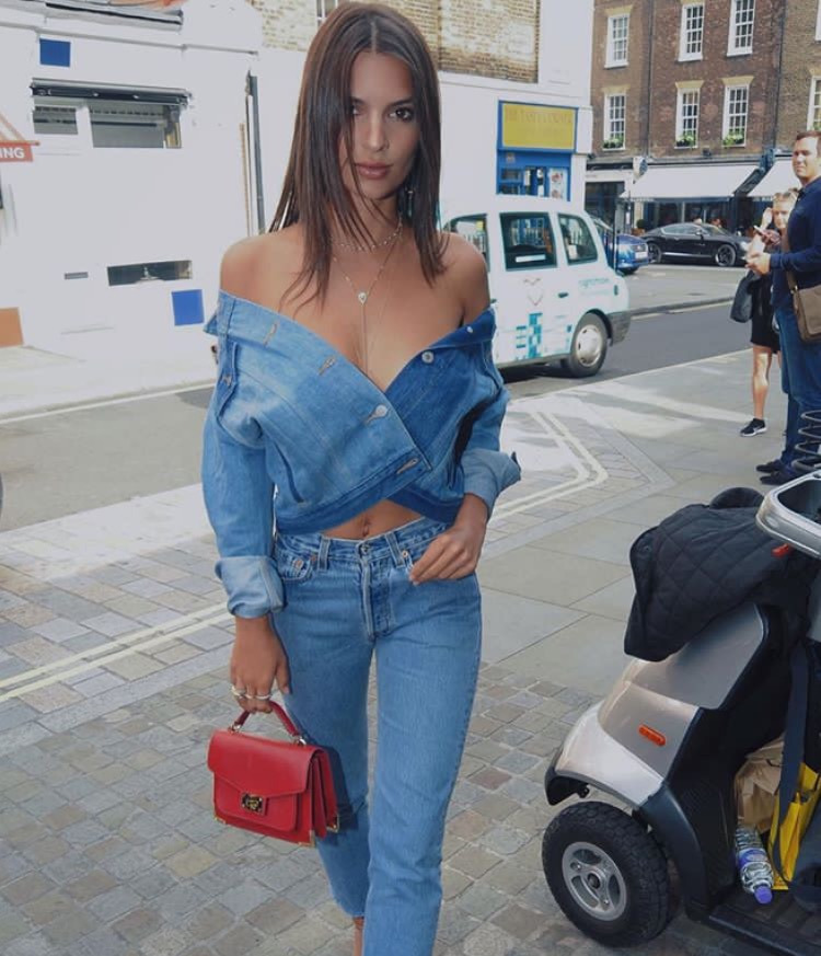 Instagram'ı Sevmemiz İçin Bir Sebep Daha : Emily Ratajkowski