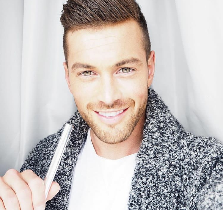 Stili Yakala: Ali Gordon