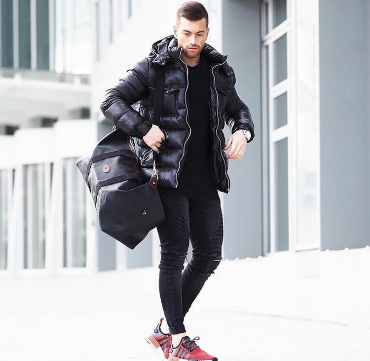 Stili Yakala: Ali Gordon