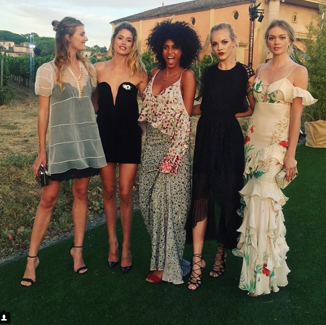 Leonardo DiCaprio’yla Ünlüsü Bol Bir Gece