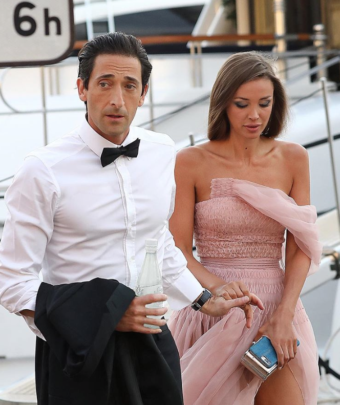 Leonardo DiCaprio’yla Ünlüsü Bol Bir Gece