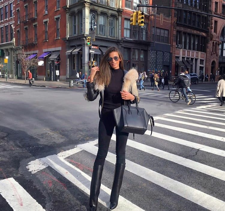 Mercek Altında : Açalya Samyeli Danoğlu