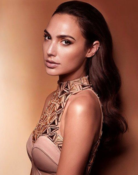 ‘Süper Kadın’ Gal Gadot
