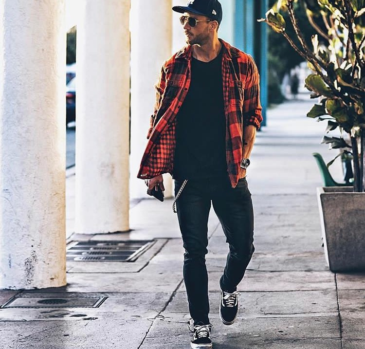 Stili Yakala: Daniel Fox