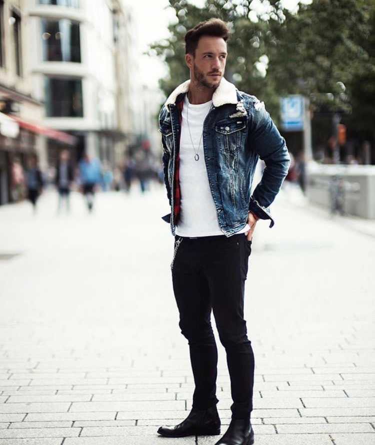 Stili Yakala: Daniel Fox