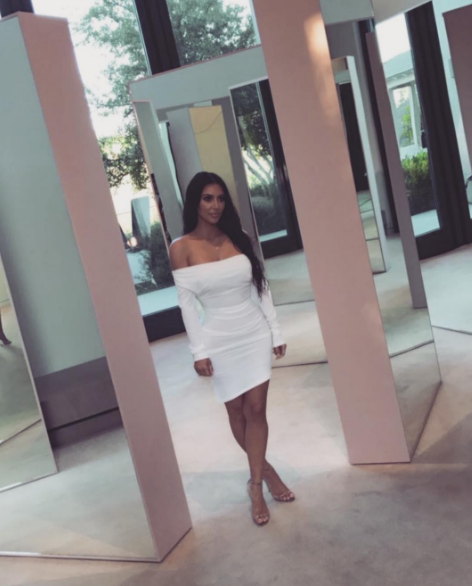 Kıvrımlarıyla hayranı olduğumuz 10 kadın Kıvrımlarıyla hayranı olduğumuz 10 kadın