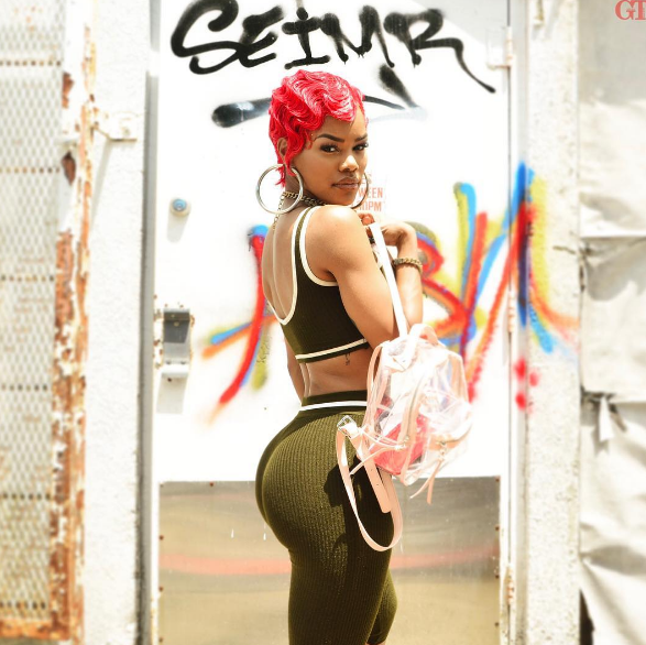 Kıvrımlarıyla hayranı olduğumuz 10 kadın Kıvrımlarıyla hayranı olduğumuz 10 kadın