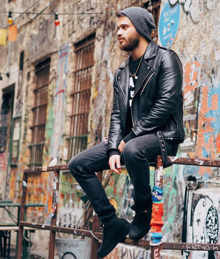 Stili yakala: Oğuz Sarıpınar