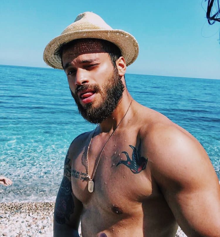 Stili yakala: Oğuz Sarıpınar