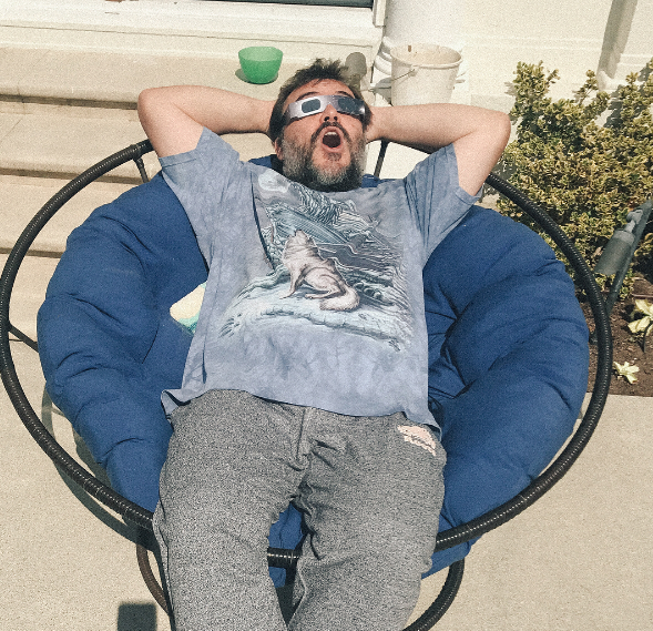 Ünlülerin gözünden Güneş tutulması Ünlülerin gözünden Güneş tutulması