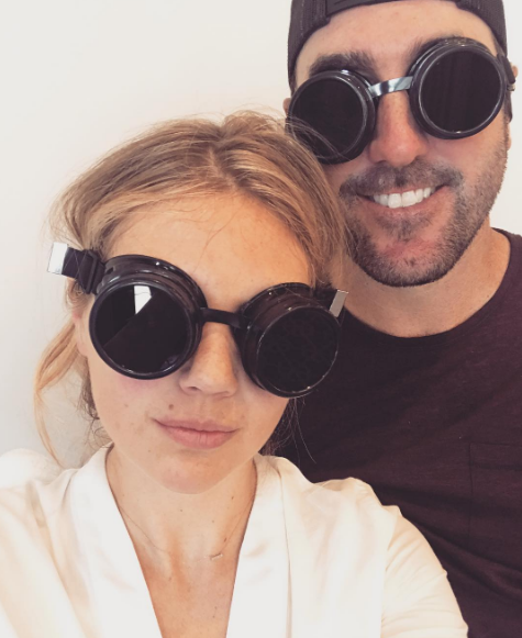 Ünlülerin gözünden Güneş tutulması Ünlülerin gözünden Güneş tutulması