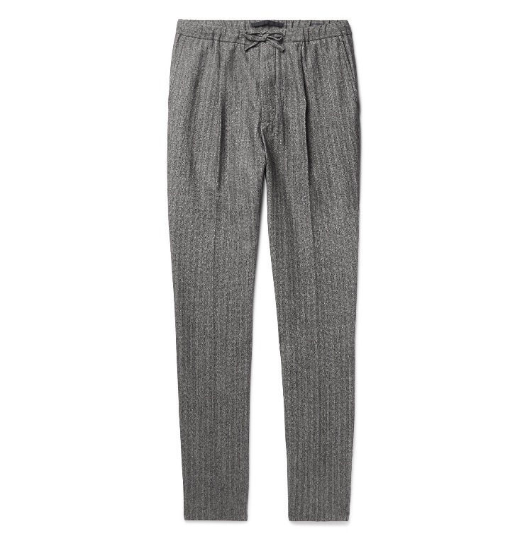 Trend alarmı: Pileli pantolonlar