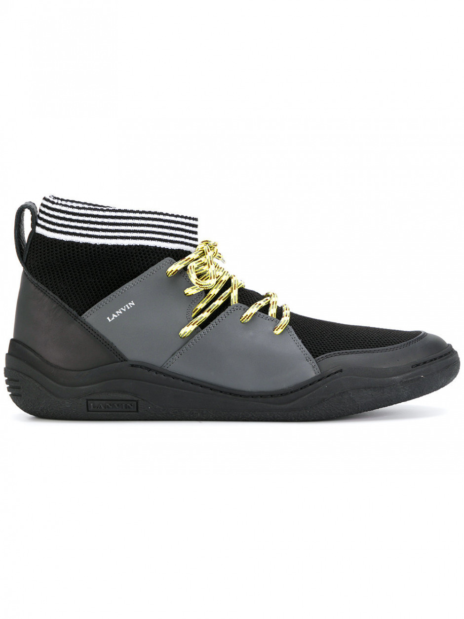 Sonbaharda sahip olmak isteyeceğiniz 18 sneaker