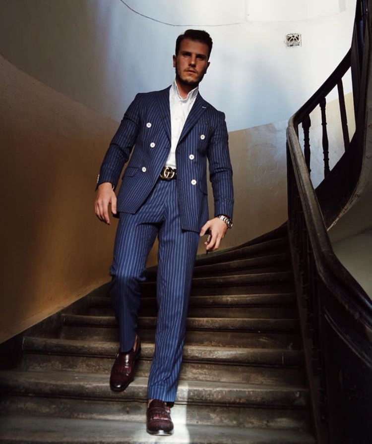 Stili yakala: Hakan Pagu