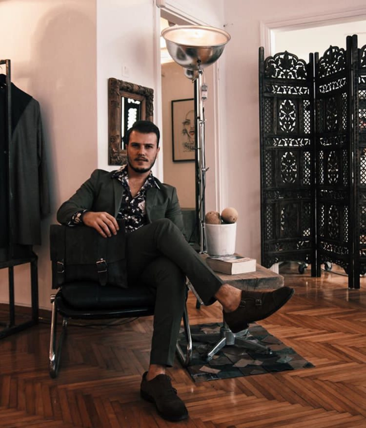 Stili yakala: Hakan Pagu