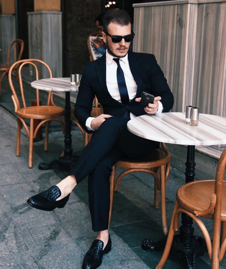 Stili yakala: Hakan Pagu