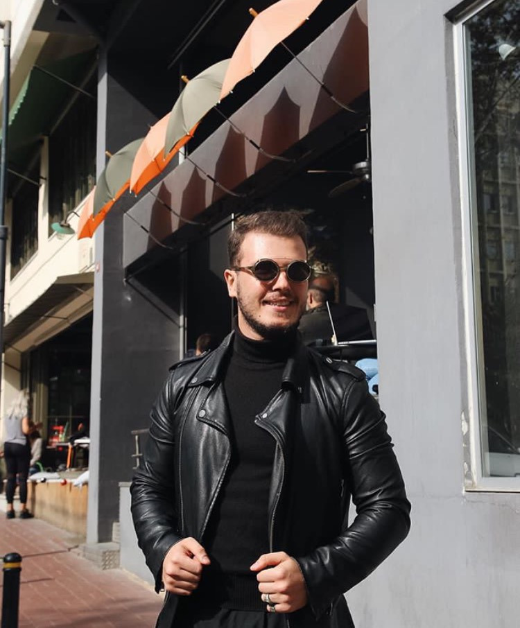 Stili yakala: Hakan Pagu