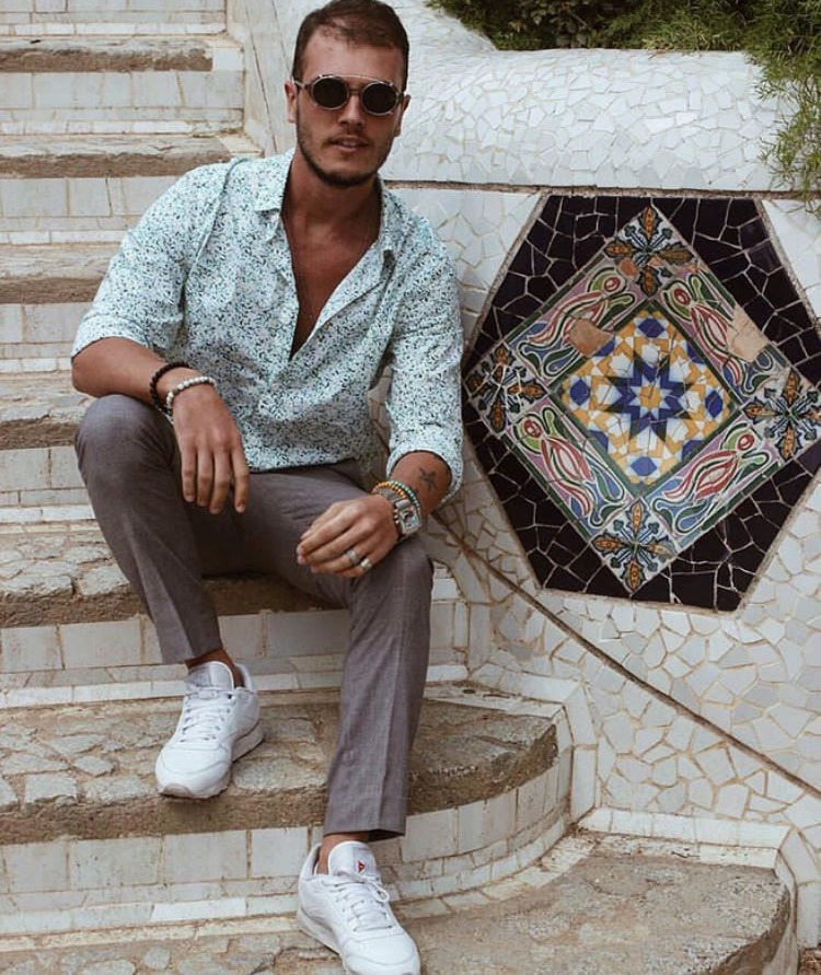 Stili yakala: Hakan Pagu