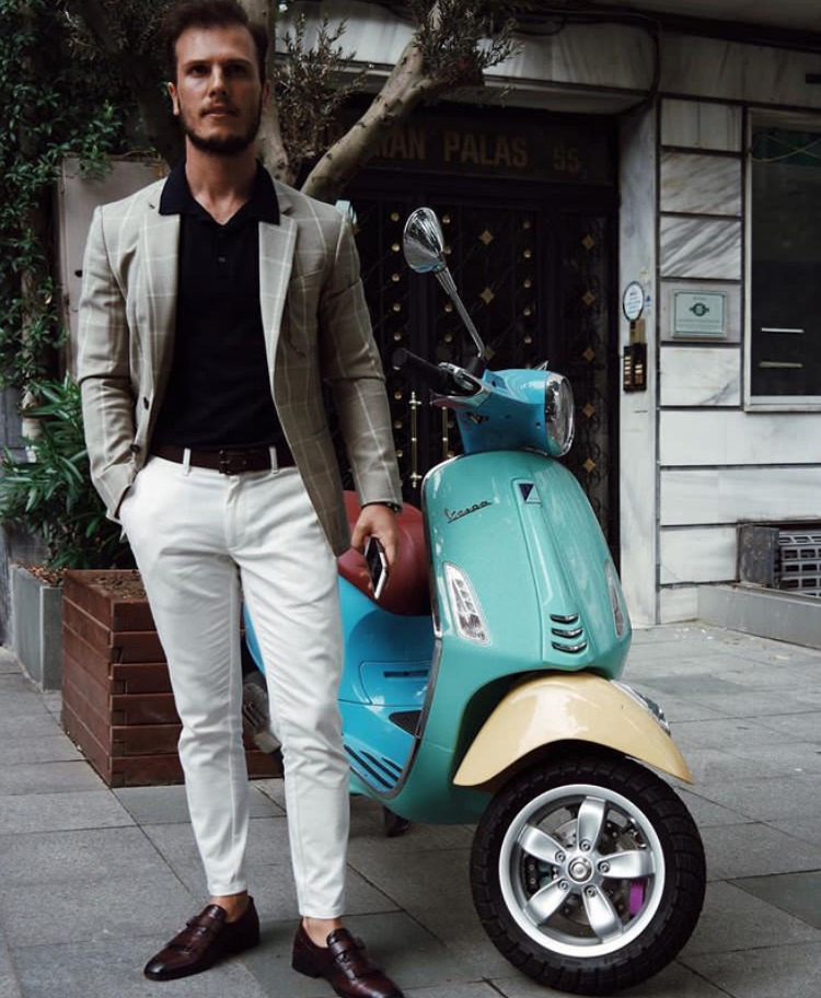 Stili yakala: Hakan Pagu