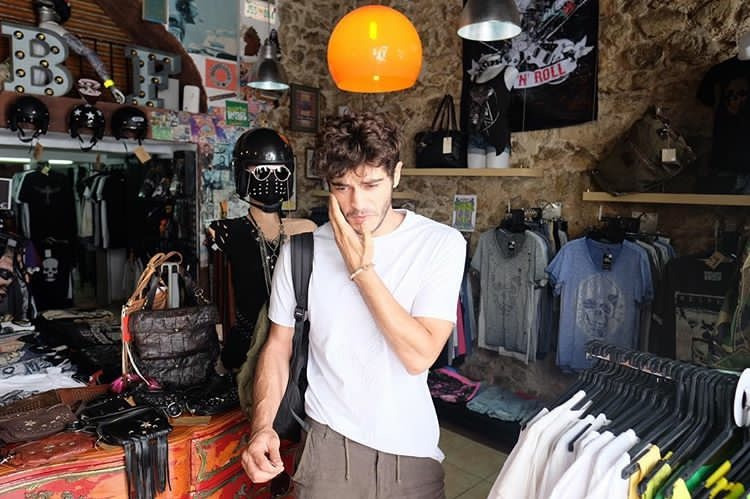 Stili yakala: Burak Deniz