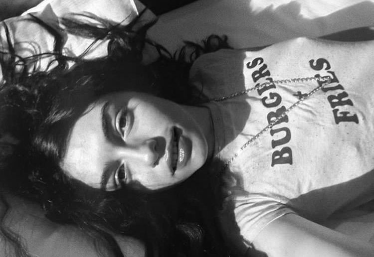 Mercek altında: Hazar Ergüçlü