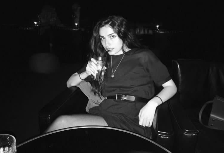 Mercek altında: Hazar Ergüçlü