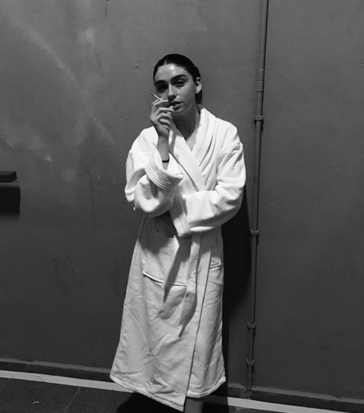 Mercek altında: Hazar Ergüçlü