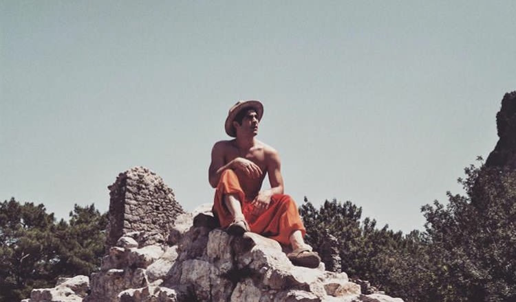 Stili yakala: Burak Deniz