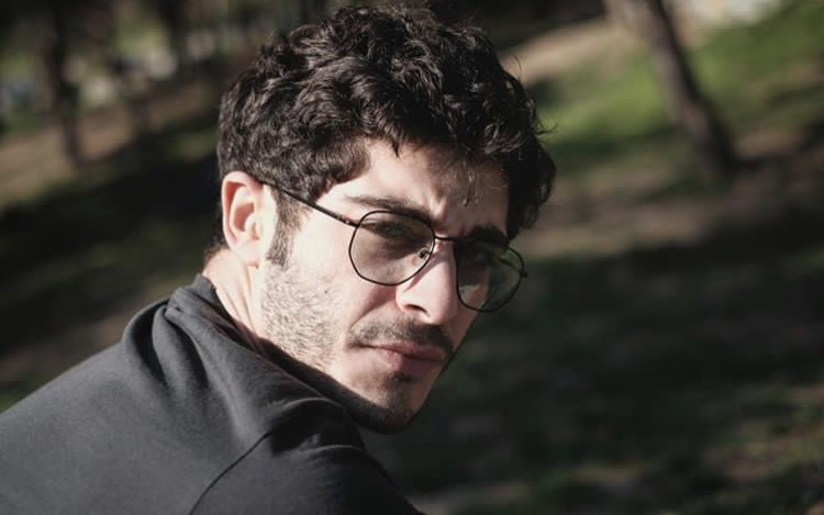 Stili yakala: Burak Deniz