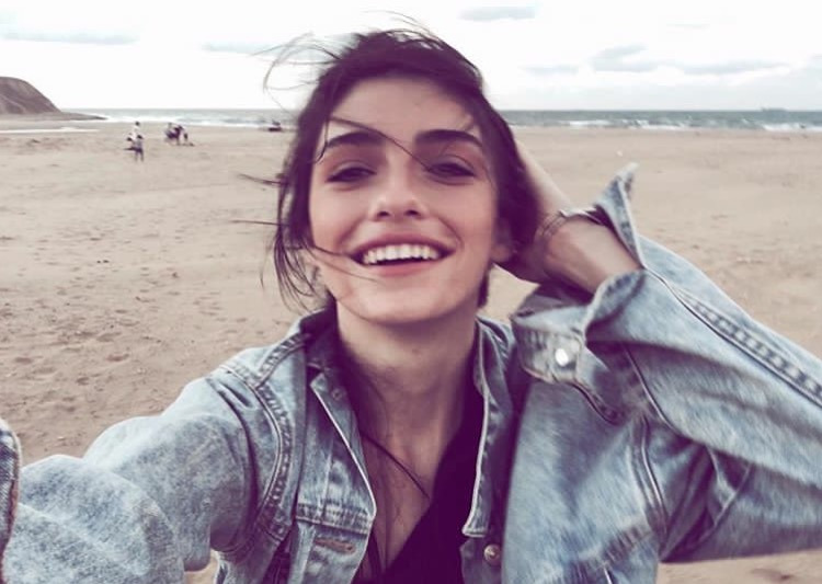 Mercek altında: Hazar Ergüçlü