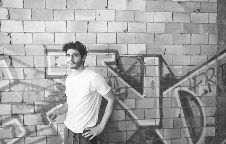 Stili yakala: Burak Deniz