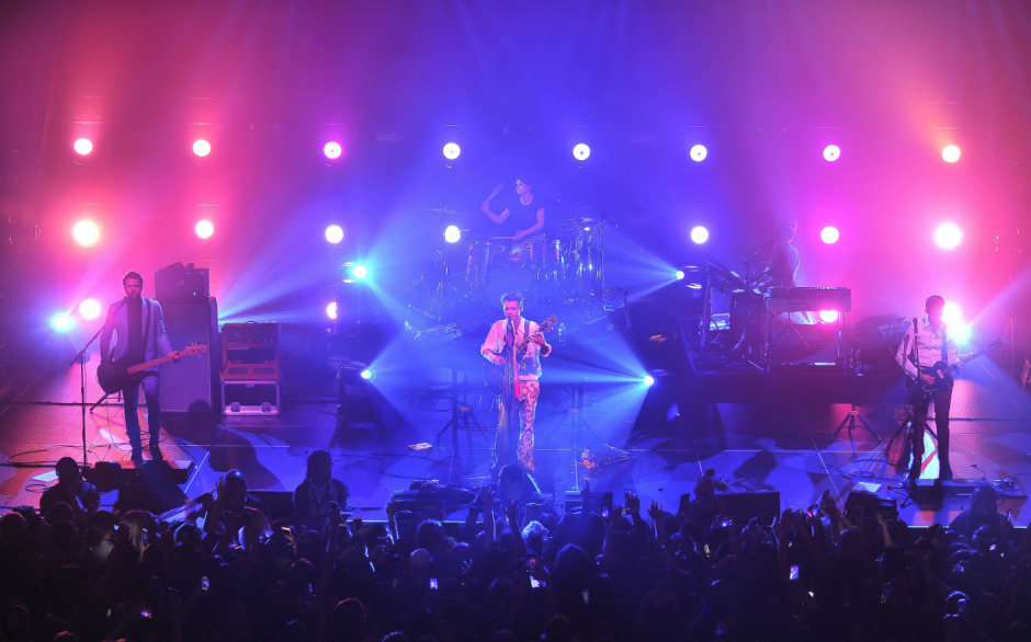 Harry Styles'ın turne stiline Gucci dokunuşu