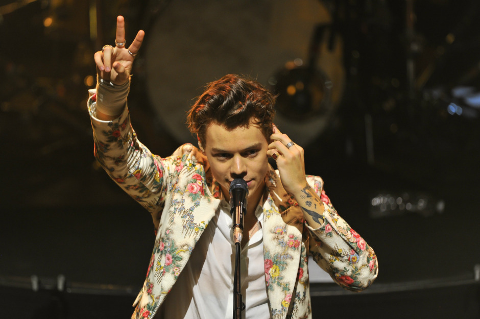 Harry Styles'ın turne stiline Gucci dokunuşu