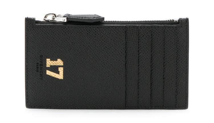 Haftaya aksesuarlarla imzamızı atıyoruz