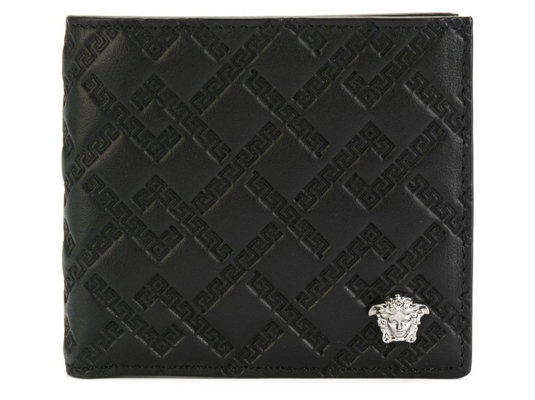 Haftaya aksesuarlarla imzamızı atıyoruz