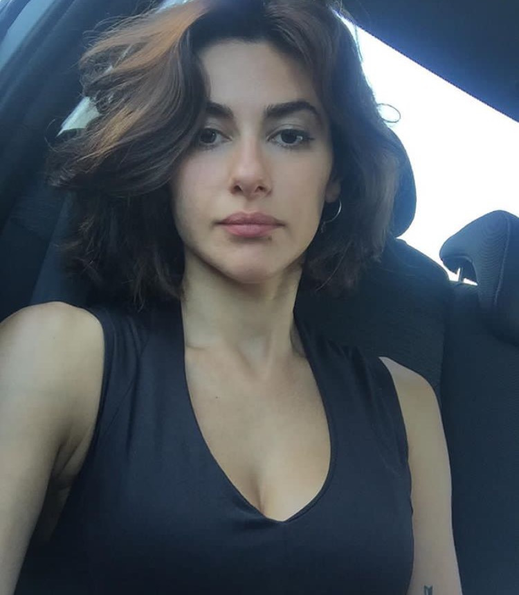 Mercek altında: Nesrin Cavadzade