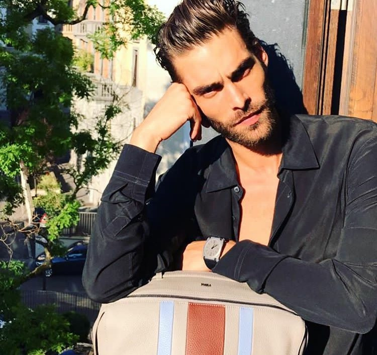 Stili yakala: Jon Kortajarena