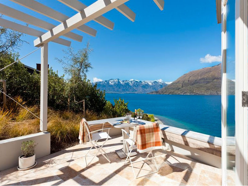 Dünyanın en güzel 10 göl kenarı oteli