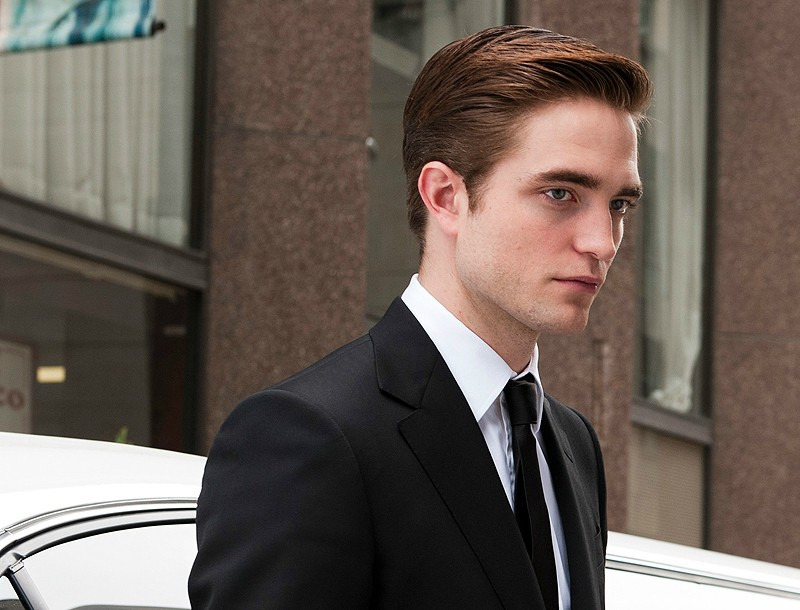 Robert Pattinson'ın rolleriyle değişen saçları Robert Pattinson'ın rolleriyle değişen saçları