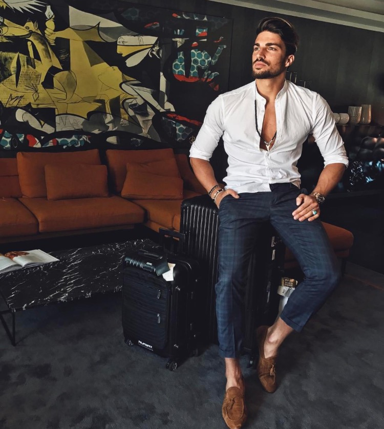 Stili Yakala : Mariano Divaio
