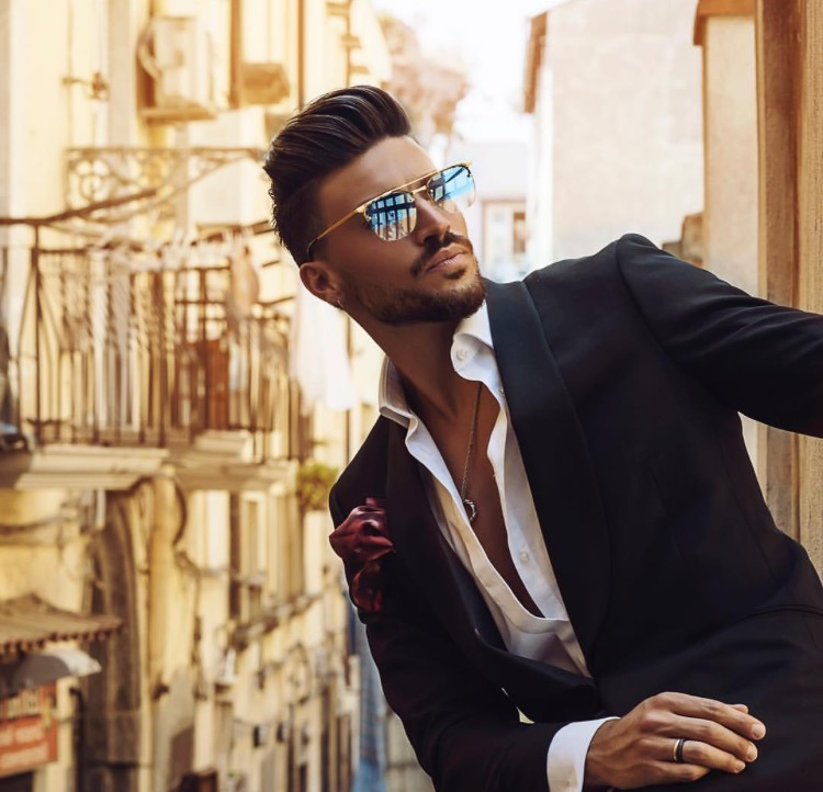 Stili Yakala : Mariano Divaio